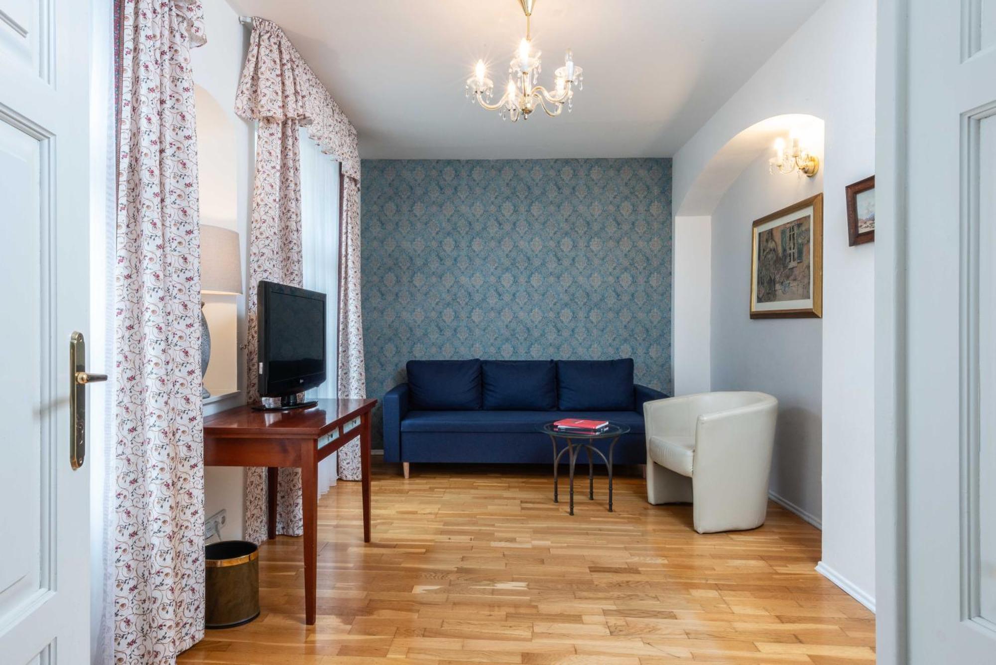 St Wenceslas House — Fotky 2